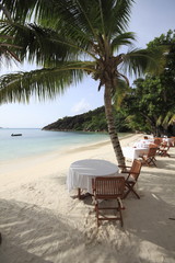 praslin seychelles tavoli sulla spiaggia