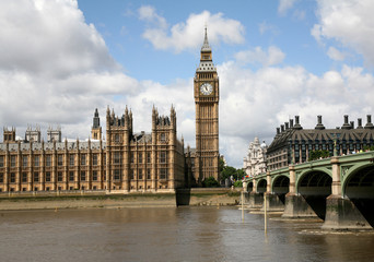 Fototapeta na wymiar London Parliament and Westminster Bridge