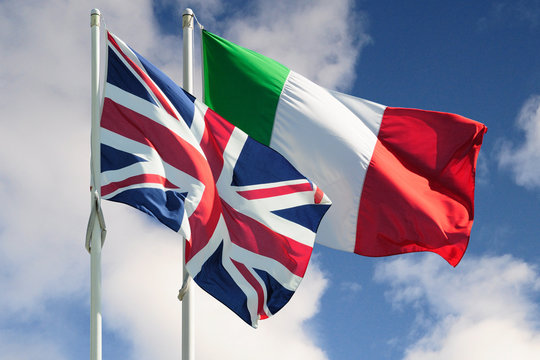 Bandiera italiana e inglese