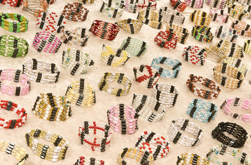Fototapeta premium Modeschmuck auf dem Markt