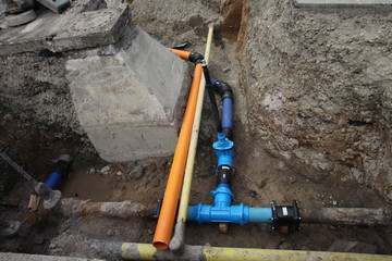 wasserleitung und gasleitung wird verlegt