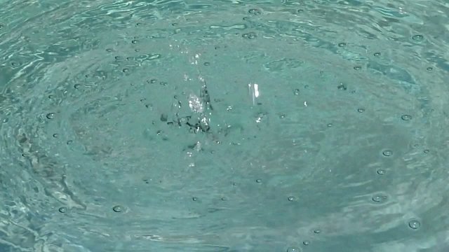 Am Brunnen - Video - At the Well