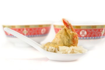 prawns with curry and coconut milk