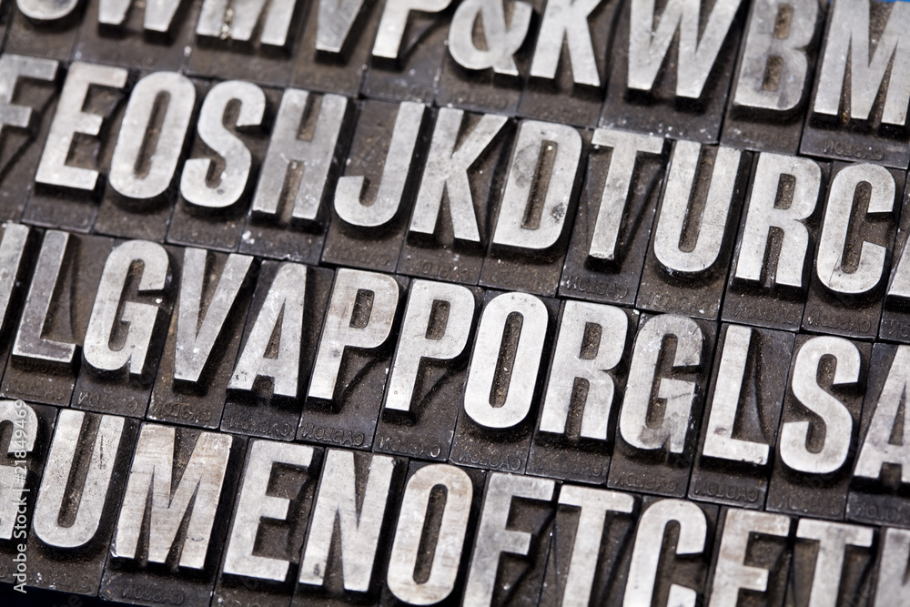 Fototapete a selection of random letterpress type characters