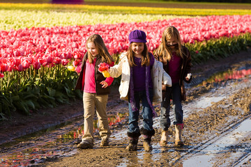 kids playing in mud