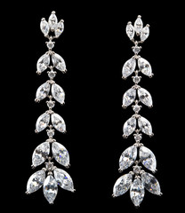 earring with diamond