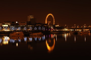 Obraz premium London Eye & South bank at night