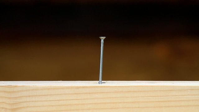 Nagel versenken / Video