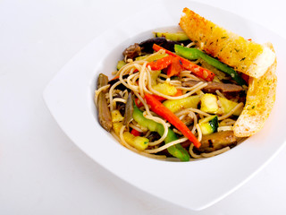 vegetarian pasta in olive oil