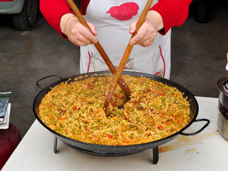 cucinare la paella