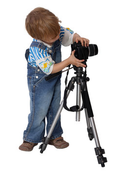 Children learn photography in the studio