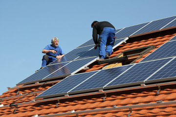 Assembling new solar electricity