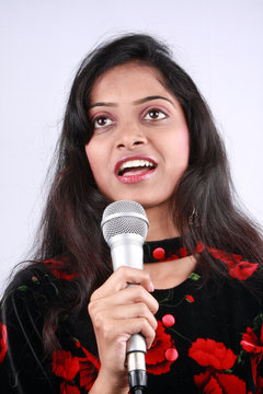 Singing Beauty