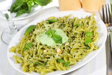 pasta with basil pesto