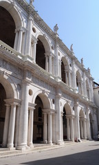 Fototapeta na wymiar Bazylika na Piazza dei Signori w Vicenza_Palladio Architetto_