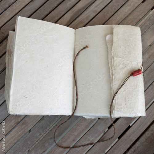 "pages blanches" photo libre de droits sur la banque d'images Fotolia