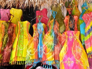 robe soleil dans une boutique