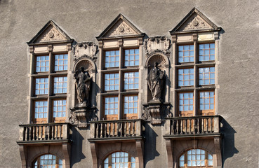 fasada auli uniwersytetu 3