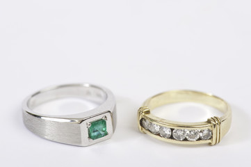 Smaragd- und Diamantring