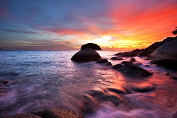 Fotobehang Zonsondergang aan zee Tropical sunset in the sea. Thailand