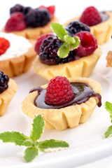 Fruit petite cakes