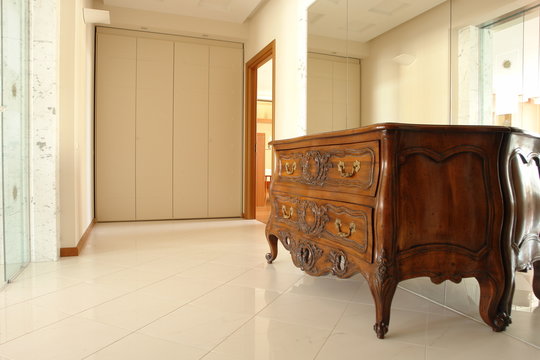 Chest of Drawers