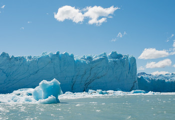 Fototapeta na wymiar Lodowiec Perito Moreno, Patagonia, Argentina
