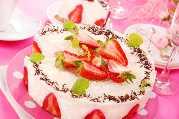 cheesecake with strawberry
