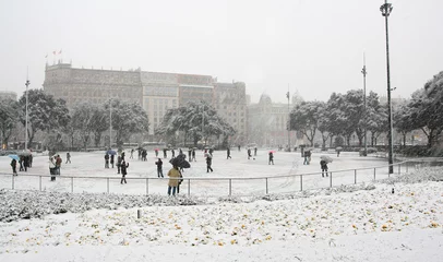 Photo sur Plexiglas Barcelona Snowing in downtown Barcelona