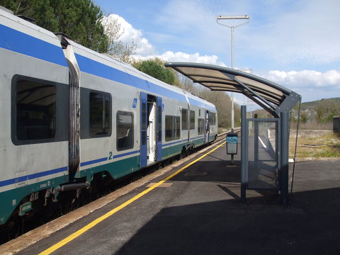 Fototapeta Fermata del treno