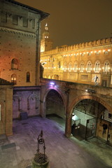 Palazzo Re Enzo Neptuno square  Bologna Emilia Romagna Italy © ANADEL