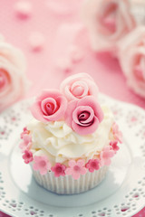 Wedding cupcake