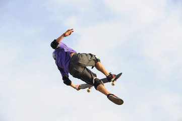 salto con skateboard