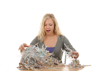 Frau mit Papier