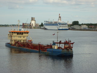 Ships in Daugava (Riga, Latvia)