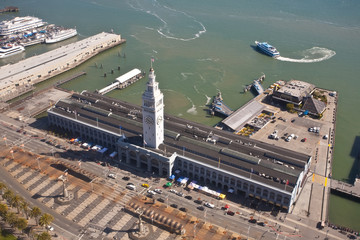 Naklejka premium Aerial view of Ferry Building in San Francisco