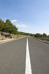 Fototapeta premium strada vuota extraurbana