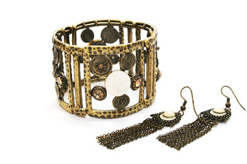 Bracelet and earrings