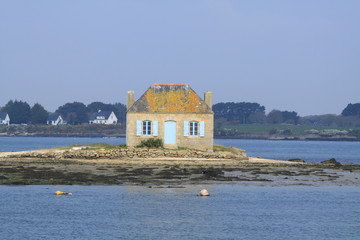 saint cado