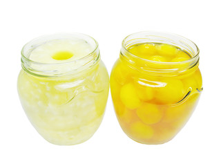 jar of papaya in syrup and pineapple slices