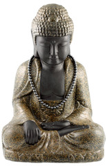 Bouddha assis, collier hématite autour du cou, fond blanc