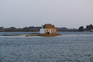 saint cado