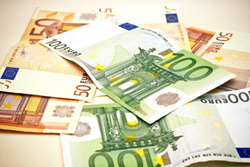 euro banknotes