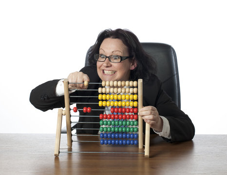 femme business calcul sur un boulier
