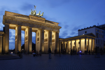 Brandenburger Tor zur blauen Stunde