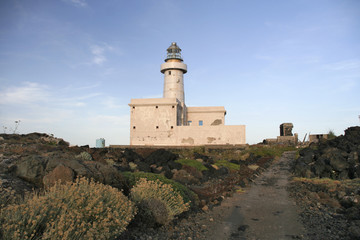 Fototapeta na wymiar Latarnia tip Spadillo Pantelleria