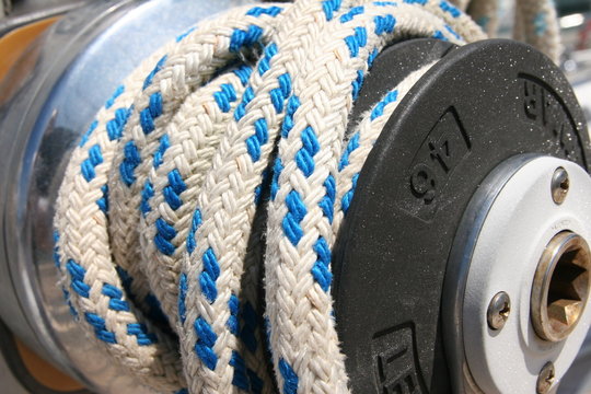 Barca Vela - Winch albero