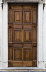 Fototapeta na wymiar Venice wooden door