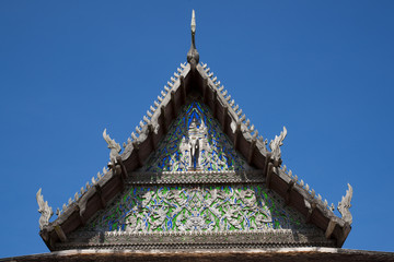 Naklejka premium Roof of Thai Buddist temple