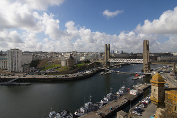 Fototapeta premium veduta di Brest dal castello